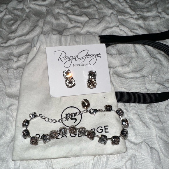 Ronza George Tennis Bracelet and Earrings Set - Picture 4 of 5